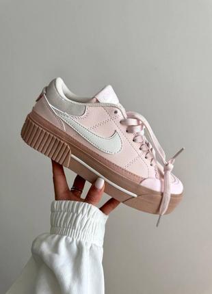 Жіночі кросівки рожеві з білим nike court legacy pink premium