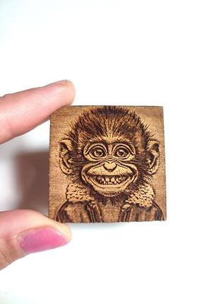 Магнит магниты из дерева смешная обезьяна 👉 размер 4х4 см