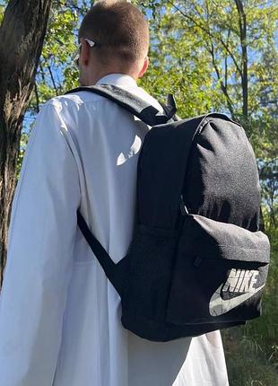 Базовий/ стильний, чорний рюкзак nike