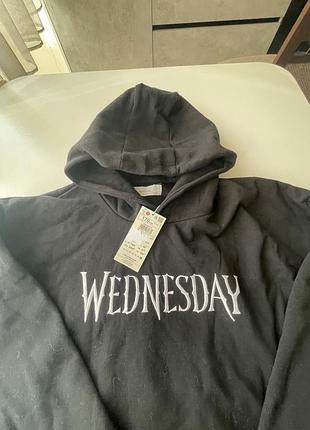 Толстовк аwednesday  170р