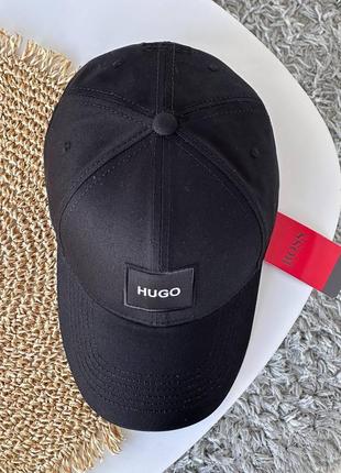 Бейсболка  hugo