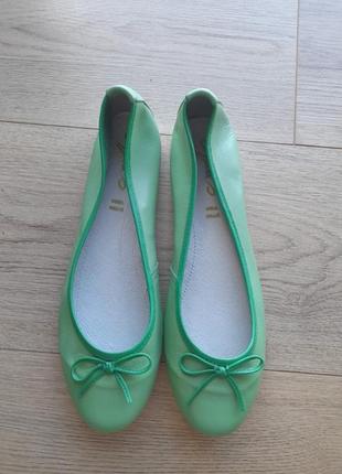 Туфлі лодочки