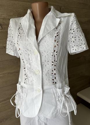 Розпродаж!!блуза з натуральної тканини прошва