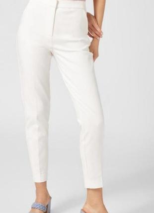 Брючные белые базовые брюки