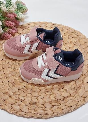 Кросівки hummel 🐝