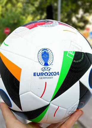 Футбольний м'яч adidas euro 2024 fussballiebe