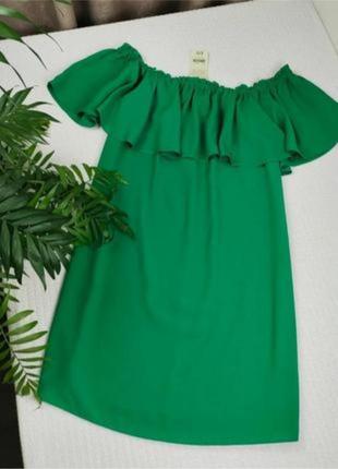 Платье с воланом глубокого зеленого цвета 😃