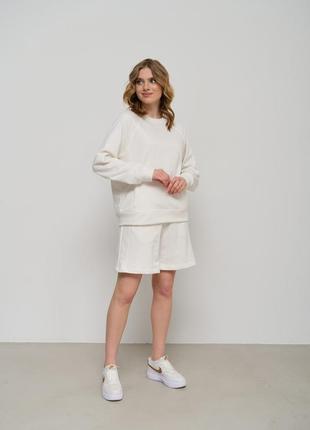 Костюм свитшот и шорты