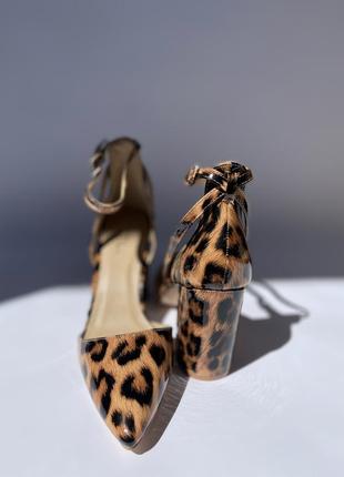 Туфли лодочки леопарды 2024