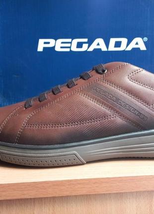 Спортивні туфлі макасини кросівки pegada