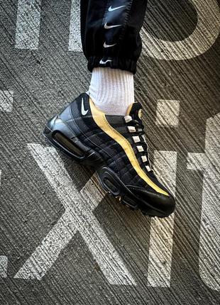 Мужские кроссовки nike air max 95 black elemental gold 41-42-43-45