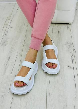 Неймовірно м'які пудрові босоніжки на платформі р36-40 натуральна шкіра сандалі7 фото