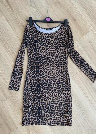 Тренд леопардовое платье с длинным рукавом