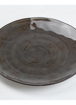 Тарелка круглая керамическая, сервировочная, коричневого цвета, 26 см.