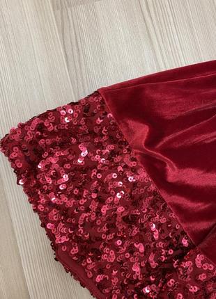 Праздничное красное велюровое платье с пайетками на 3-4 года