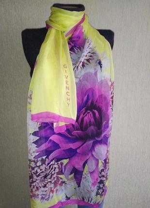 Givenchy прекрасний вінтажний шовковий шарф