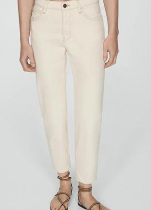Джинси від mango