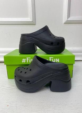 Женские шлепанцы тапки crocs siren clog цвет бежевый на платформе кроксы крокс сабо (р. 36-39)