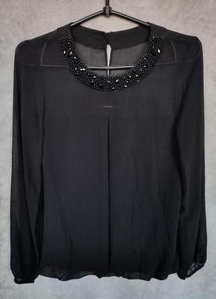 Чорна нарядна блуза з оздобленням