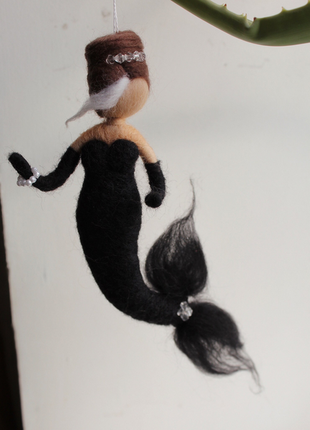 Сувенирная кукла подвеска русалочка lady in black