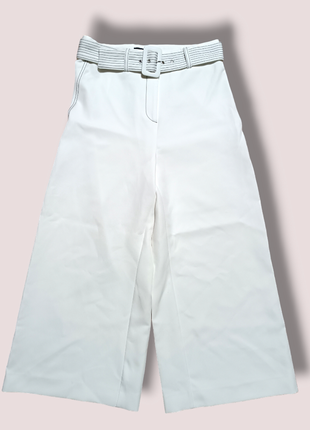 Белые плотные брюки кюлоты