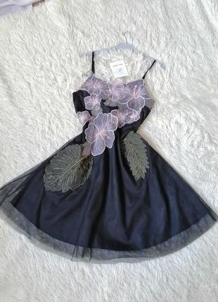Платье с фатиновой сеткой крупными цветами в наличии размеры sml цвета белые беж розовый и чёрный