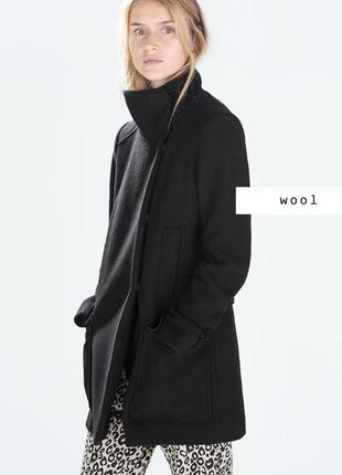 Женское черное шерстяное пальто zara