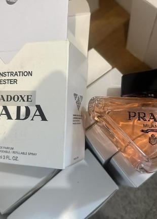 Prada парфюмированная вода тестер