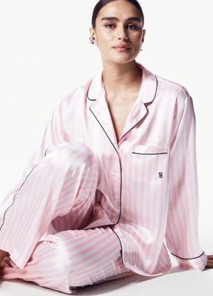 Ідея подарунку сатинова атласна піжама рожева смужка орігінал victoria’s secret vs