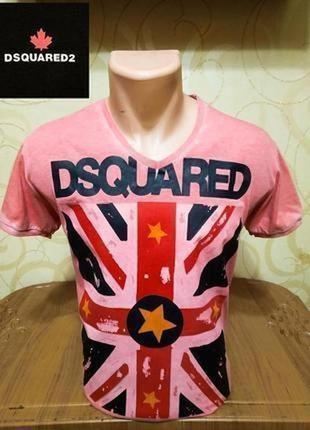 Ультрамодная футболка с принтом чрезвычайно популярного итальянского бренда dsquared2
