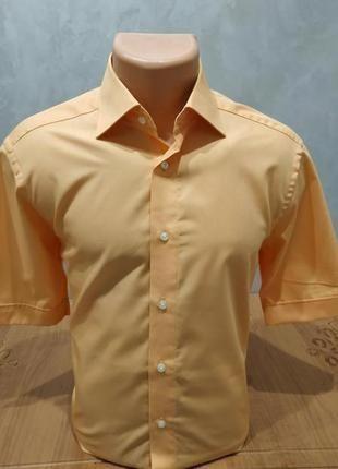 Естетична бавовняна сорочка з коротким рукавом німецької торгової марки redmond.