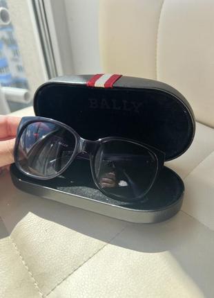Оригинальные солнцезащитные очки bally