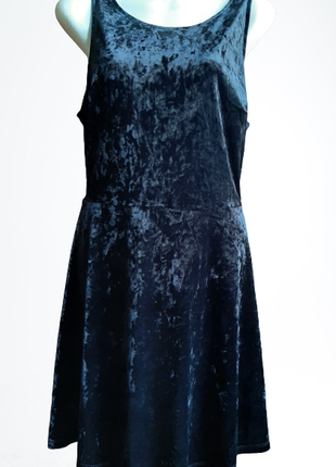 Новое велюровое черное платье от h&m р.12
