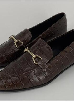 Классические кожаные лоферы с тиснением оригинал zara