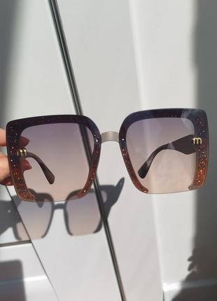 New! новые красивые солнцезащитные очки с блеском под стеклом