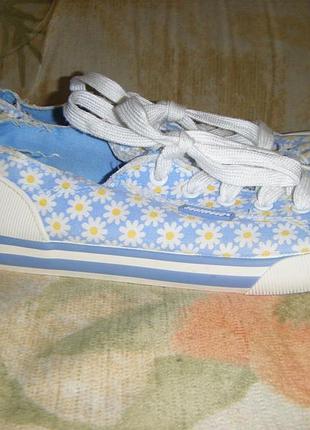 Комфортные кеды rocket dog размер 39, полная длина стельки 25,5 см