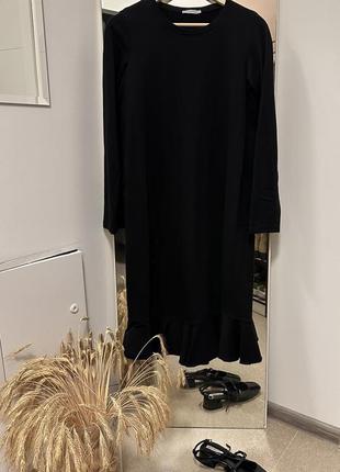 Невероятное платье из плотного хлопка от бренда zara