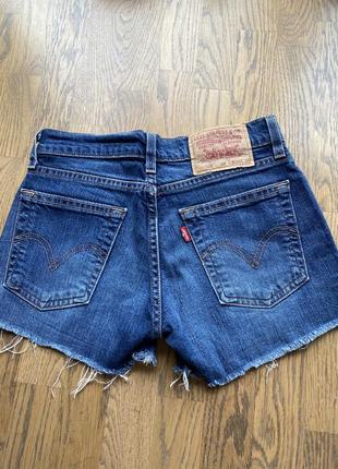 Распродажа!!! джинсовые шорты levi`s 4