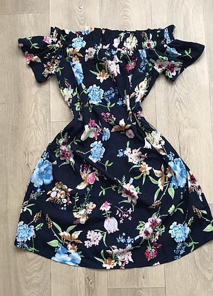 Xs s платье в цветочный принт темно синяя с открытыми плечами платья платье с якритыми плечами мыны