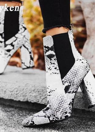 Жіночі черевики, ботільйони