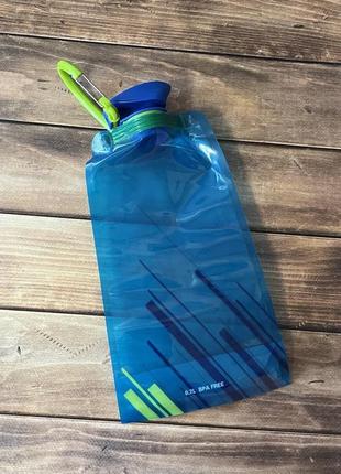 Дорожня складна пляшка для води із карабіном, 700 мл, синя