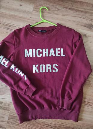 Дуже гарна кофта на розмір 46.