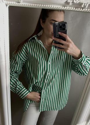 Зеленая женская рубашка bershka