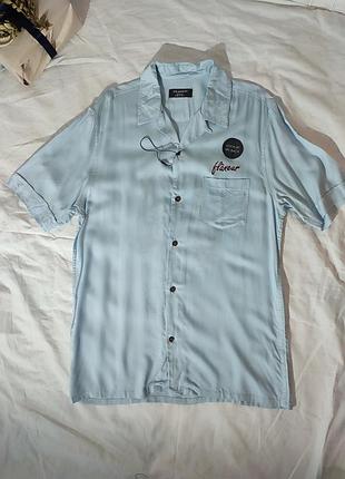 Голова рубашка, гавайка с вышивкой на спине