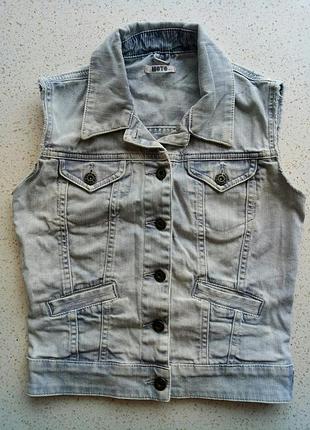 Отличная джинсовая женская жилетка moto topshop