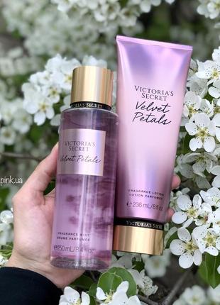 Набір victoria’s secret velvet petals оригінал парфумований спрей та лосьйон вікторія сікрет міст вс vs