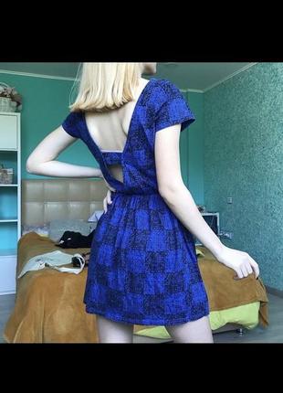Платье синее с открытой спиной