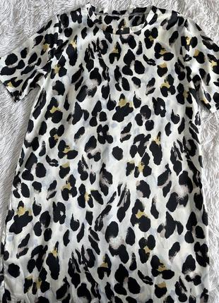 Длинное сатиновое платье леопардовый принт