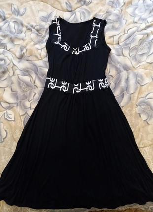 Платье летнее черное