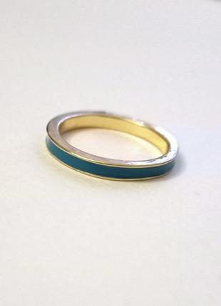Красочное гладкое кольцо